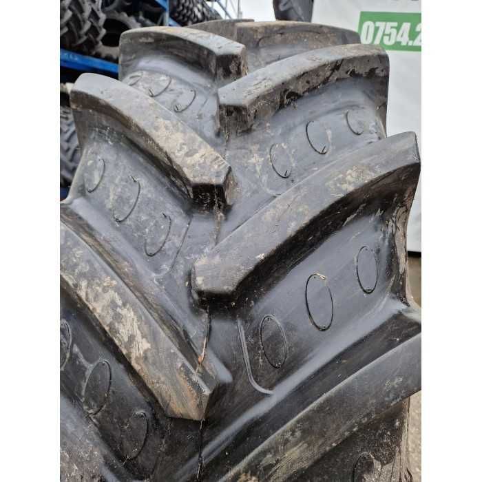 Cauciucuri BKT 480/70R34 pentru John Deere și Massey Ferguson.