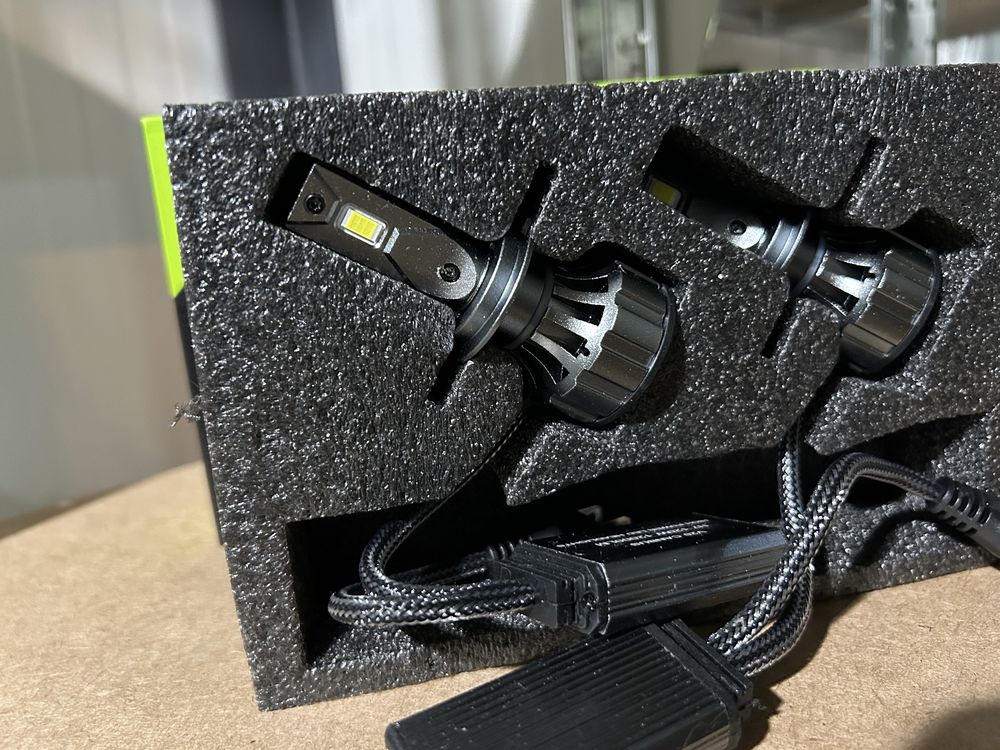 Set becuri led Auto H7 120W/220W.