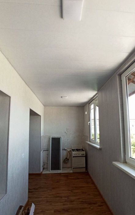 Продажа 3 хона 3 етаж 4 етажл 
Кора камиш 2/3
72 кв
Балкон 2*6