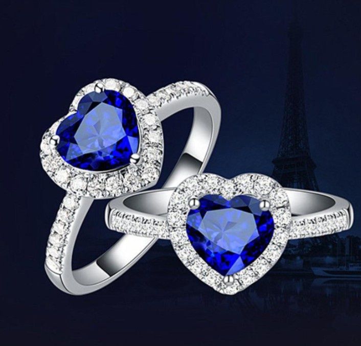 Серебряное кольцо новое синее сердце сапфировое