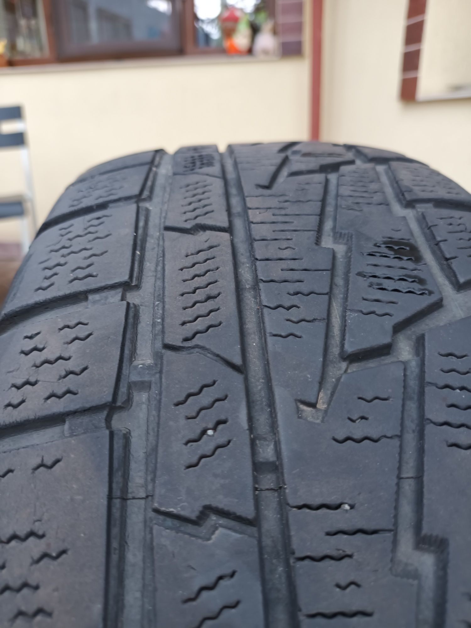 Anvelope 235/40/19 Pirelli si  215/60/17