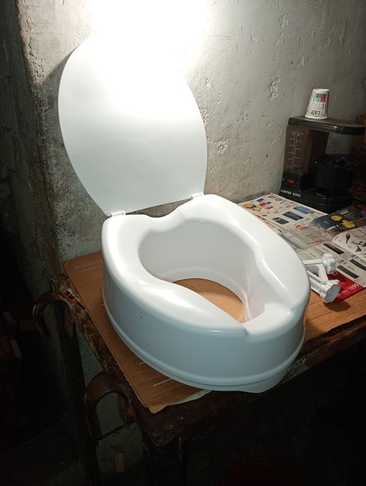 Vand inaltator WC