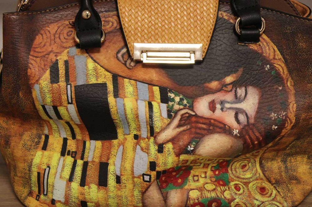 Луксозна чанта Verde с декорация