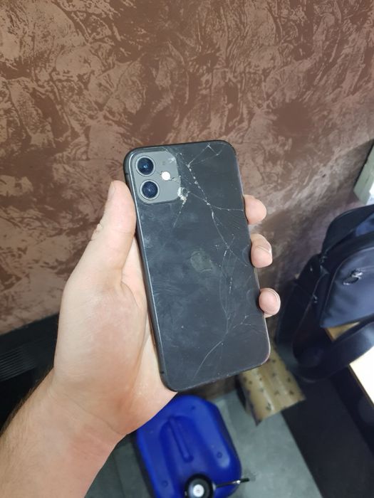 IPhone 11 64gb. 76%