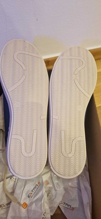 Adidasi, dama, 39, S-Karp