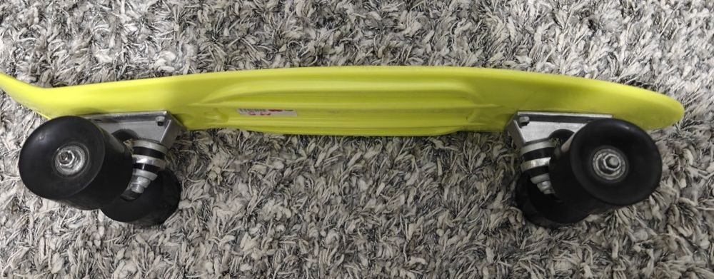 Penny Board 7-Brand Black Lemon