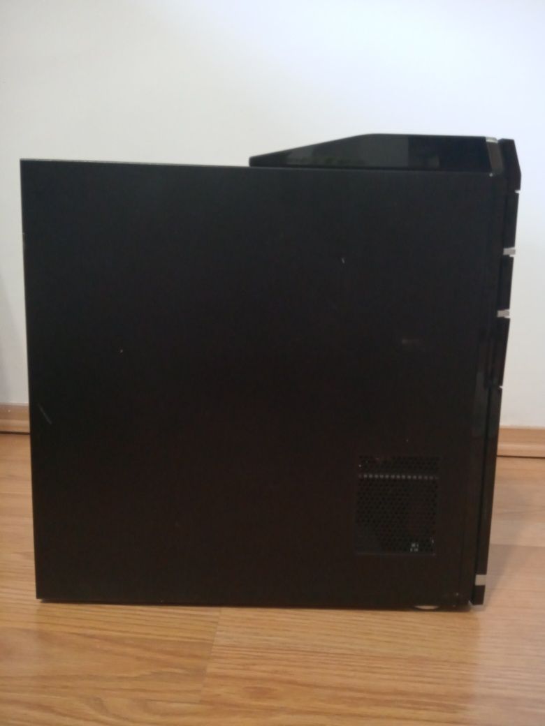 Medion MT14 MED MT747G AMD A8-3820,4GB RAM DDR3,HDD 500 GB