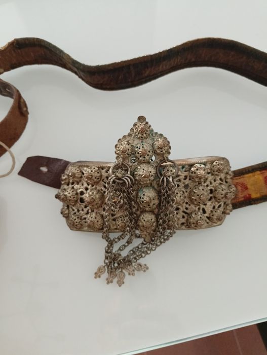 Продавам Възрожденски пафти ,чапрази