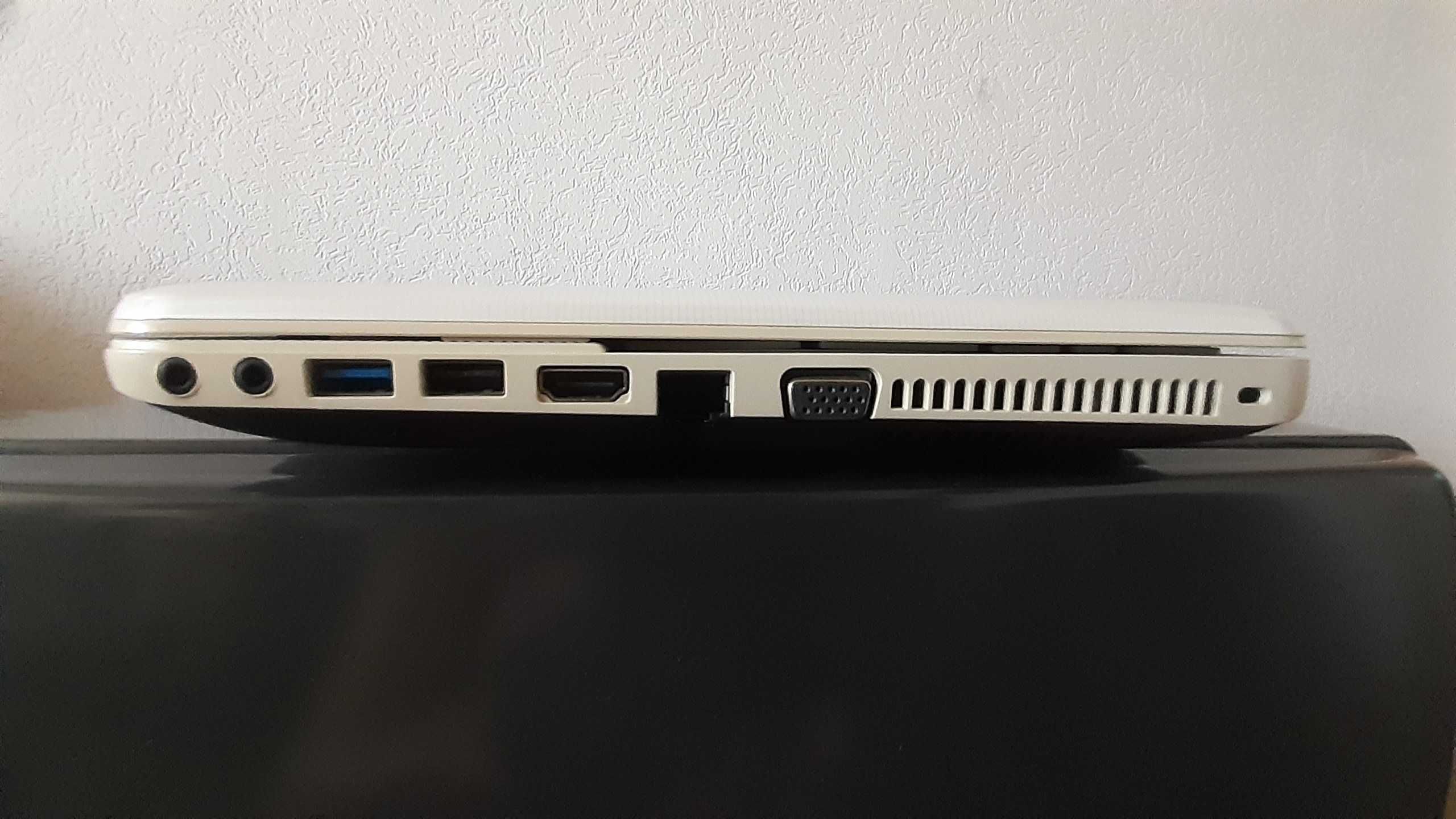 Toshiba Satellite C855-2FV