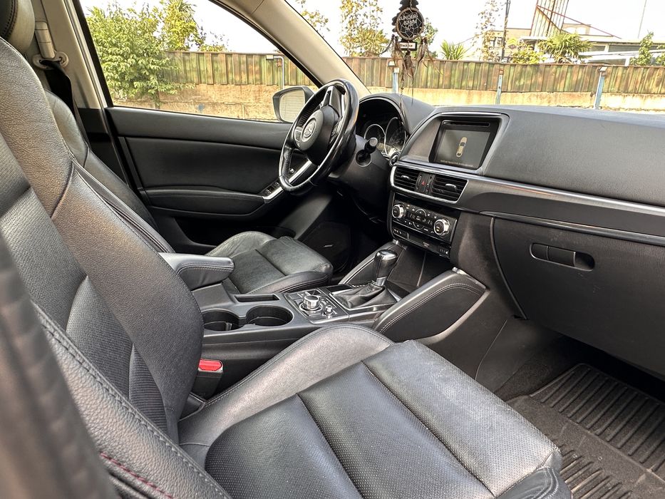 Mazda CX-5 2.2 Skyactiv / Alb Perlat / Euro 6 / 4x4 / Revolution Top