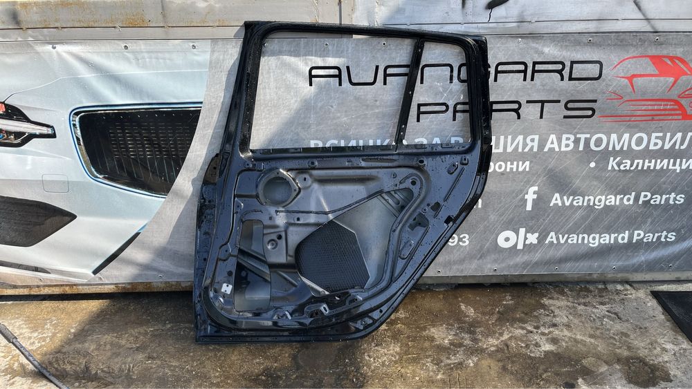 3 броя задна дясна и 1 брой задна лява врата BMW 2 F46 Gran Tourer