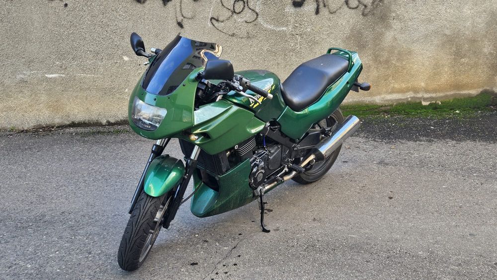 Kawasaki gpz500s