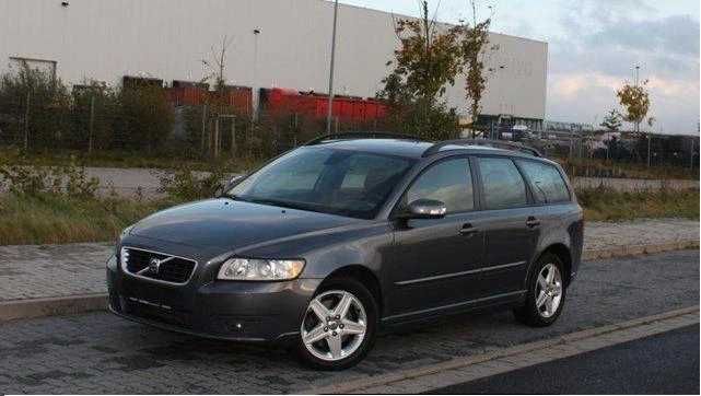 Volvo V50 2.4 D5 на части!