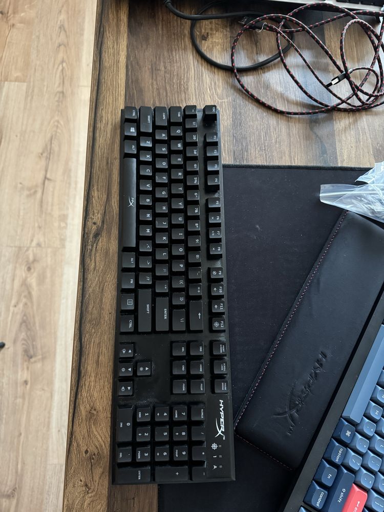 Tastatura mecanica gaming HyperX Alloy FPS, Cherry MX Red