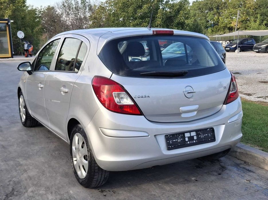 Opel Corsa D 1.2i 16V - 80PS