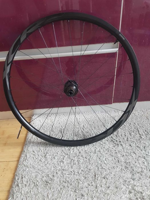 Roti Carbon Giant XCR2 Boost 29 NOI