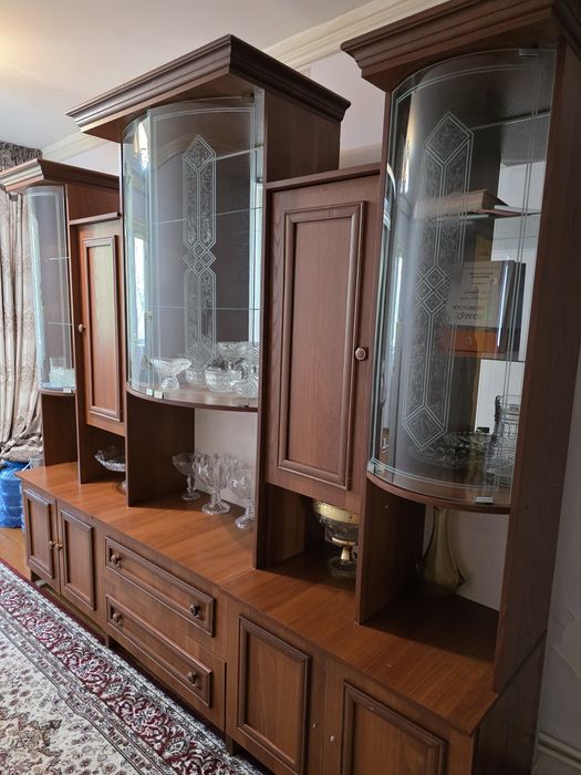 Сервант мебель 240х200