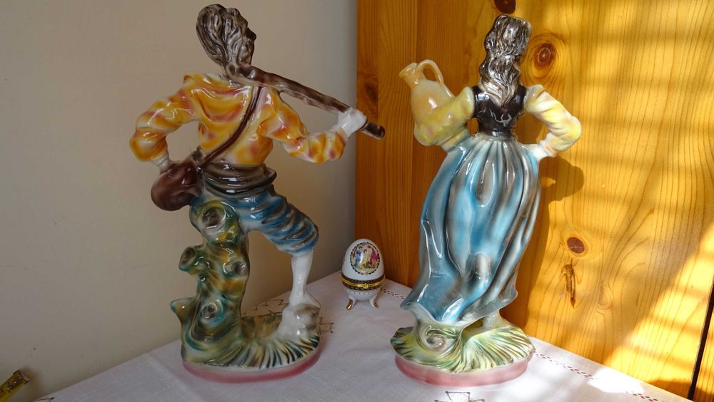 Големи порцеланови фигури. Майолика Италия втора половина на 20 век.