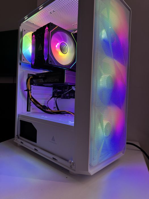 PC Gaming RGB Intel I5 14400f, RTX 5060, DDR5
