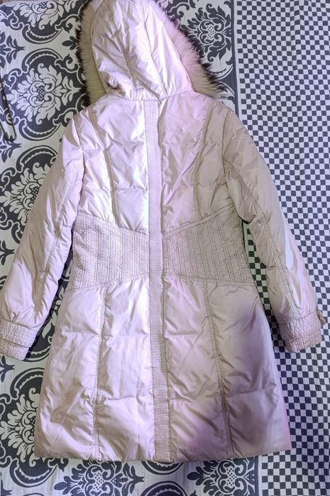 Пуховик до колен.