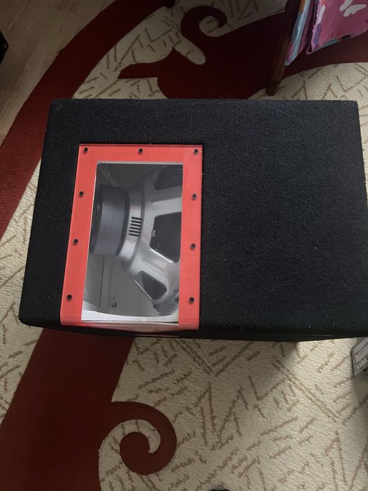 Subwoofer JBL + statie