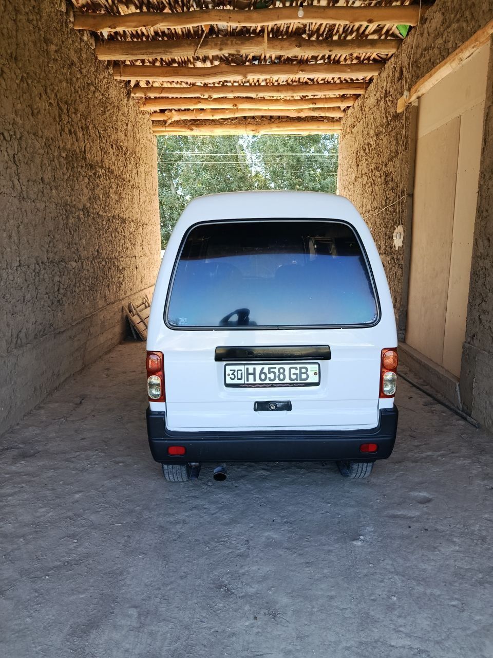 Faqat naxtga sotiladi