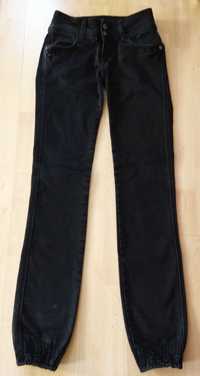 Чёрные джинсы Р. 25-26