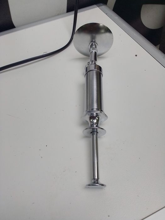 Vând seringa pt urechi