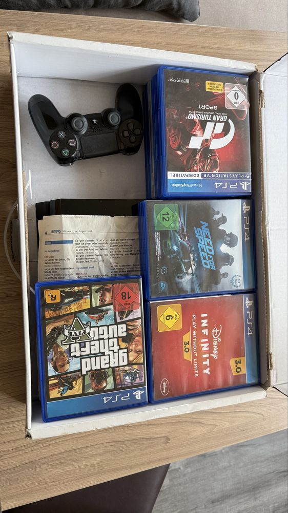PS4 1TB SSD С много игри!