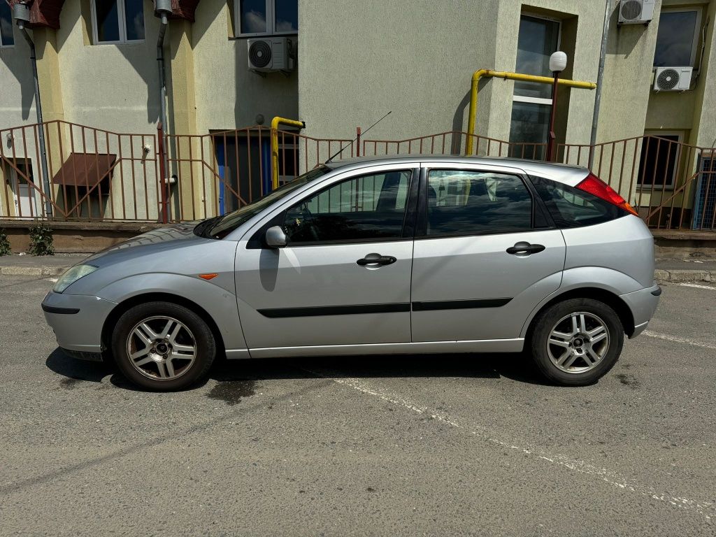 Vand Ford focus 2004