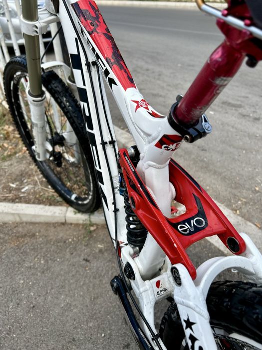 Dh колело Trek Session 8