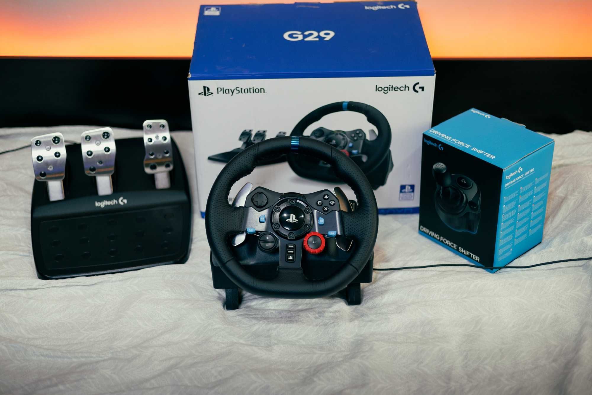 Продавам Волан Logitech G29 + Shifter