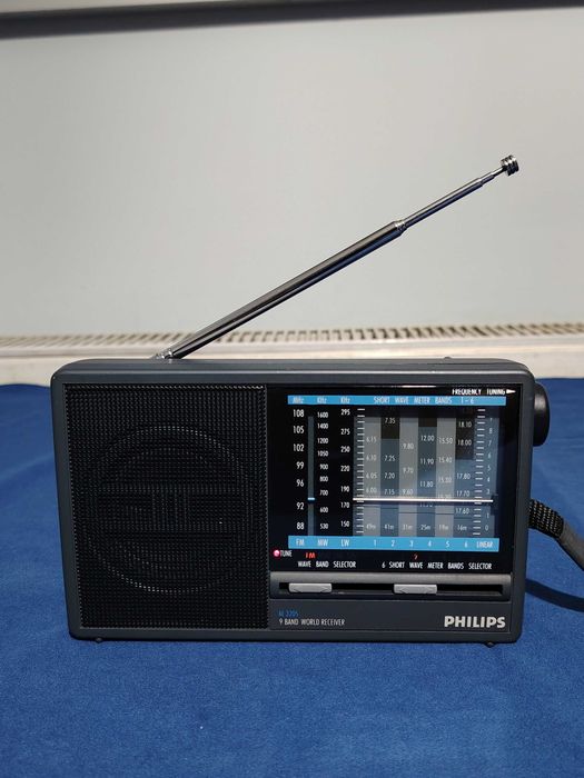 PHILIPS AE 3205 9 Band World Receiver, radio portabil.