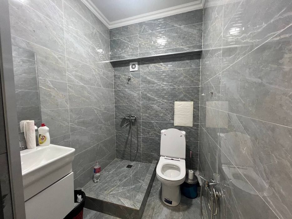 Продаётся готовый офис Паркентский рынок 2-линия