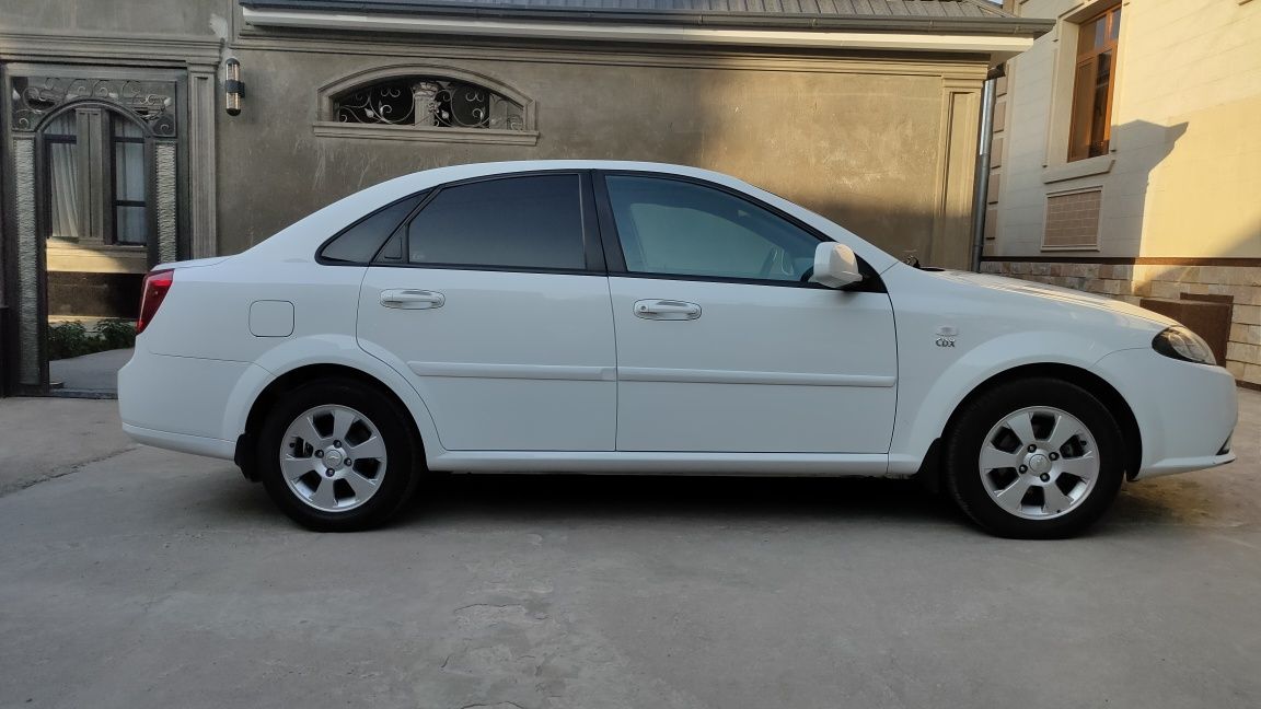 Gentra ( Lacetti ). Jengtra 2020 avtomat oq (dekabr)