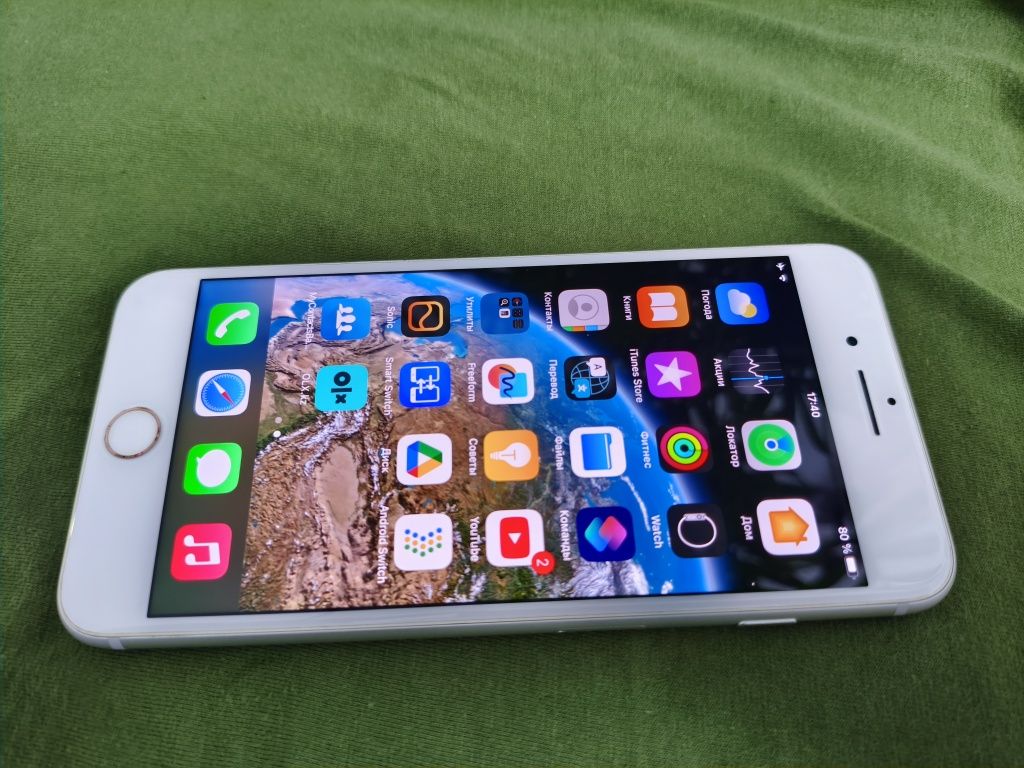 IPhone 8 plus в отличном состоянии