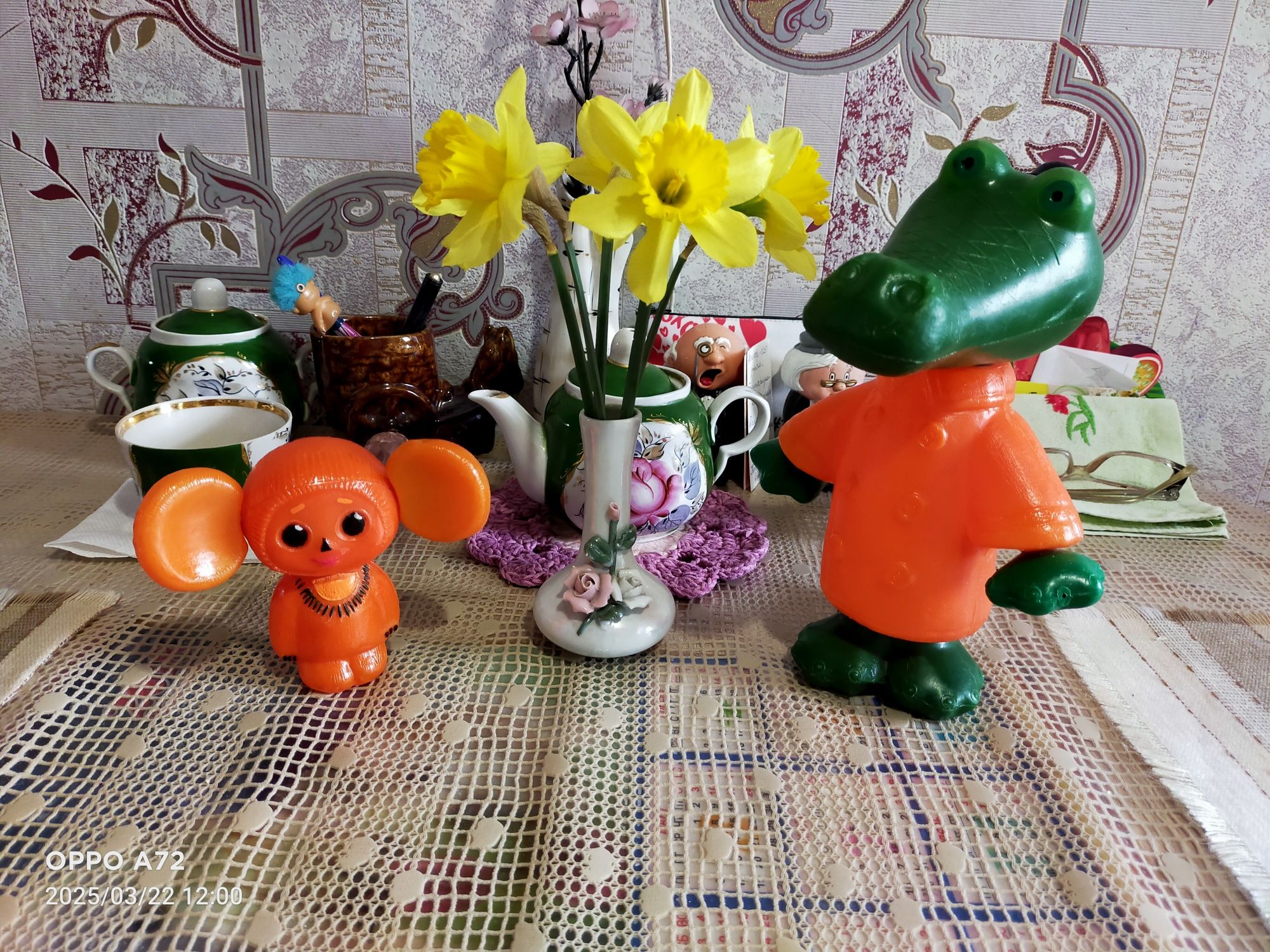 Продам мопса хрюкающего, пукающего и мн.др.,
