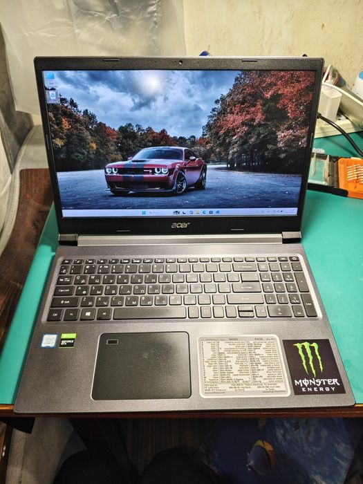 Игровой ноутбук Acer i7 9750H