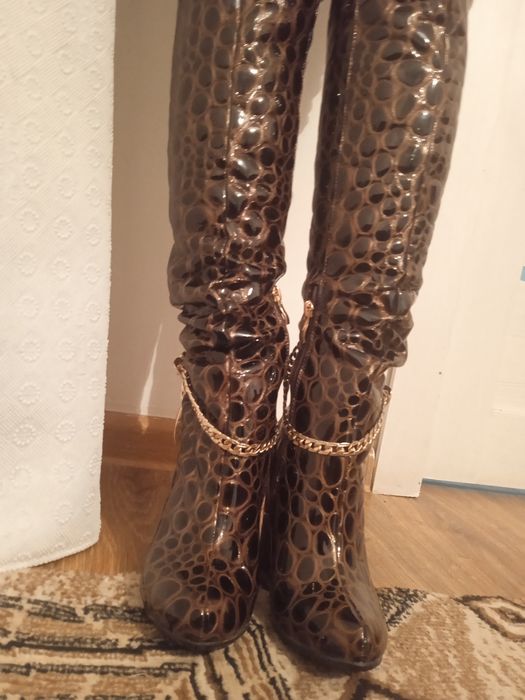 Сапоги с леопардовым принтом