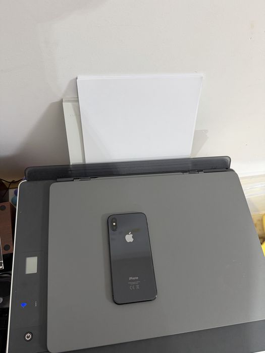 Vand iphone x , in stare foarte buna