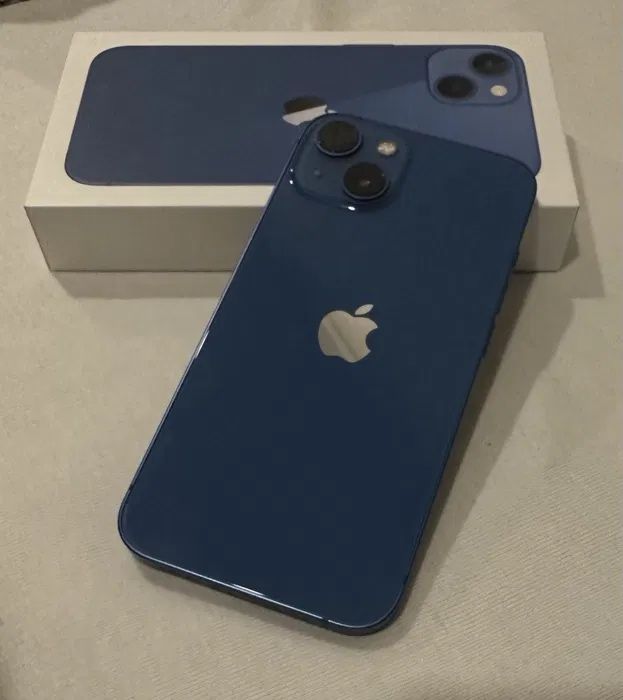 Продам ,Iphone 13 айфон………………………………………………………………………………………………………………………..