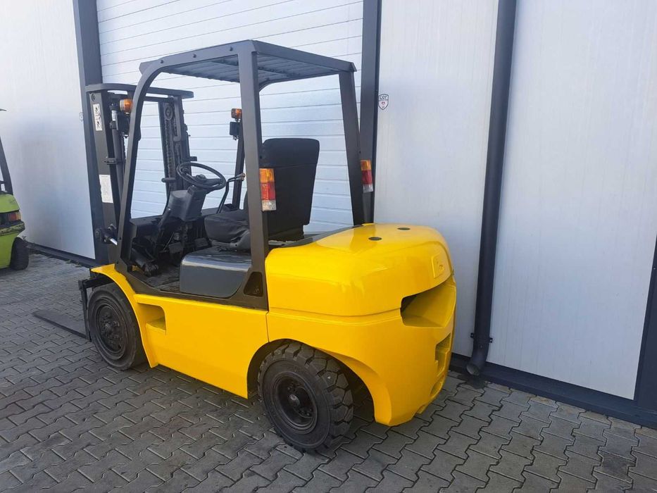 Мотокар Дизел 3.5т - от АБ Сервиз мотокари, газокари, електрокари