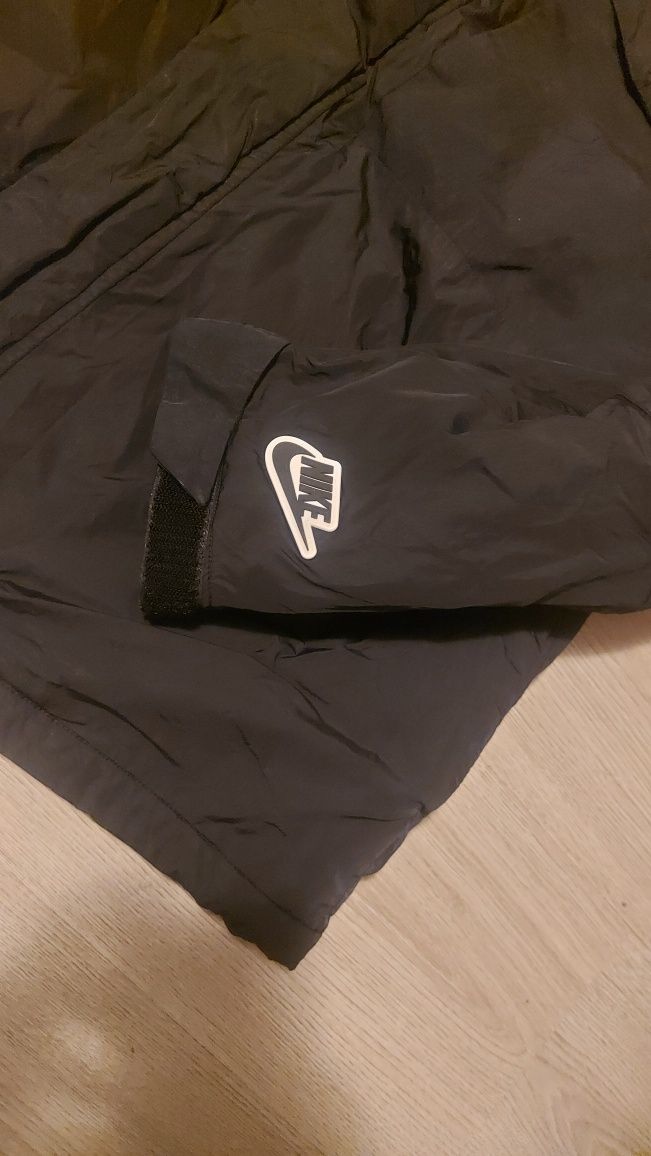 Nike яке M размер мъжко