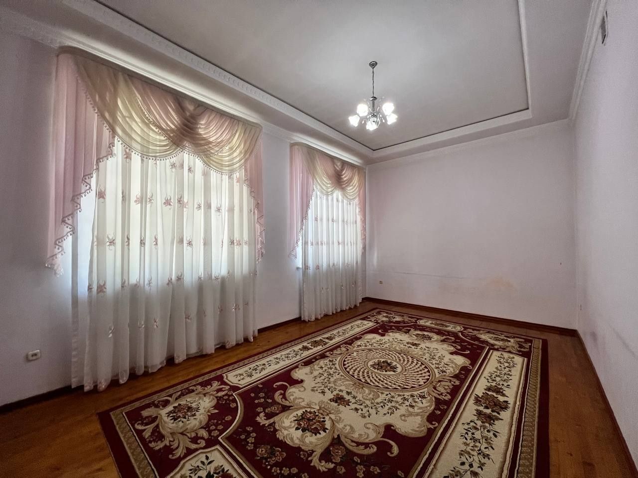 Дом-офис яккасарайский саламатина