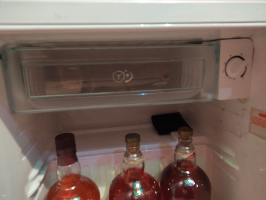 Продам холодильник гостиничный