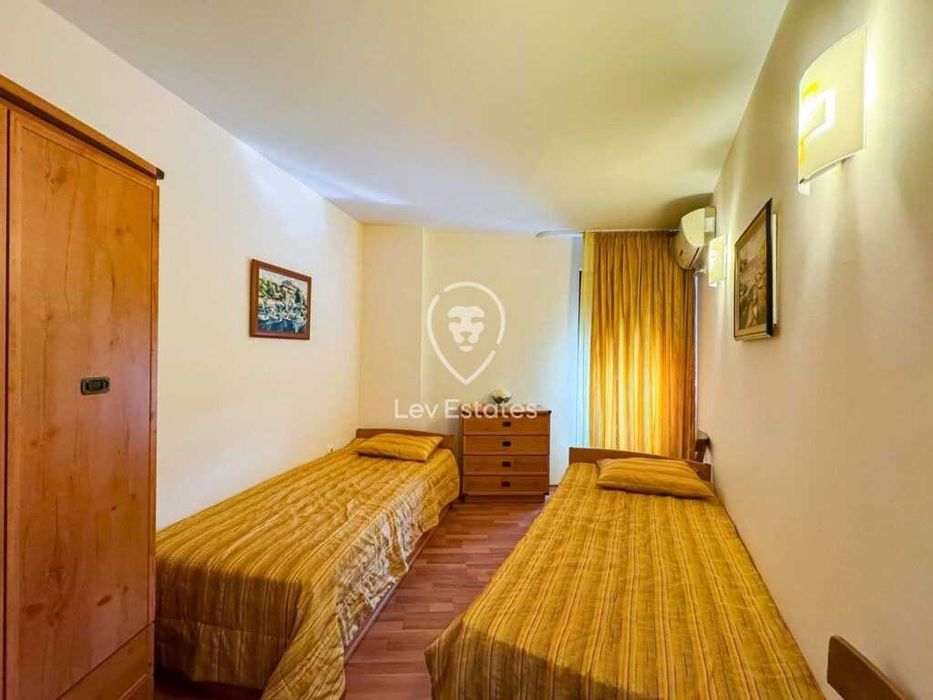 Продава се Тристаен апартамент в Бургас, Сарафово - 75 кв.м за 1094 €/кв.м - Снимка #5