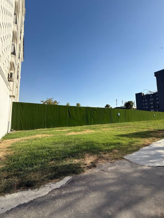 Земля продаётся Яккасарай район ул Нукус. Первая линия.