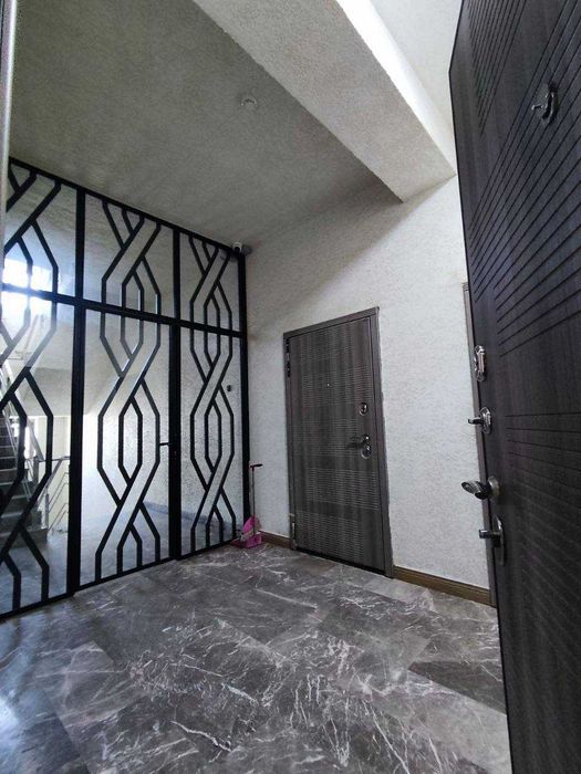 2х комнатная квартира в Новостройке ул Сайрам