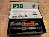 Lanterna Super Bright led XHP P50 (20W și 3000 Lumeni Acumulator 26650