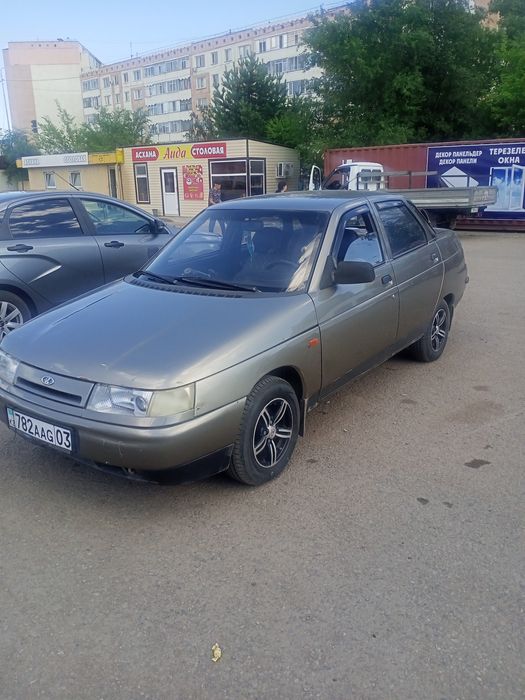 Продам машину Ваз 2110